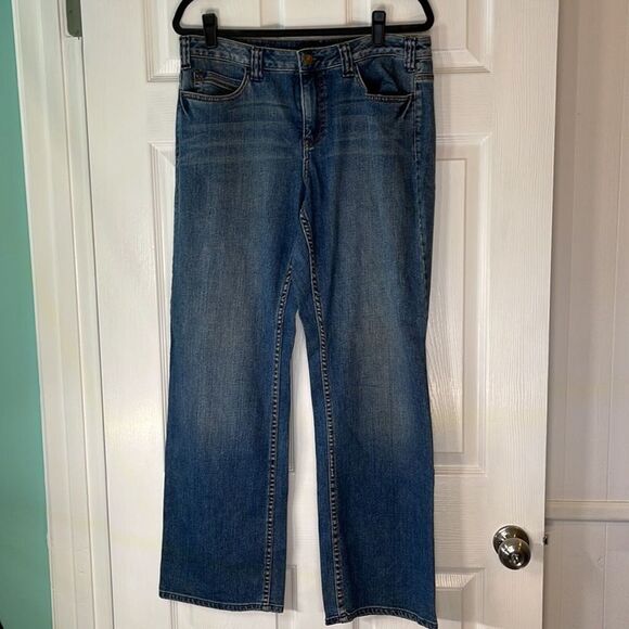 Lane Bryant Women Jeans 14 Straight Leg Classic Stretch Denim Average Length NWT - Picture 1 of 6